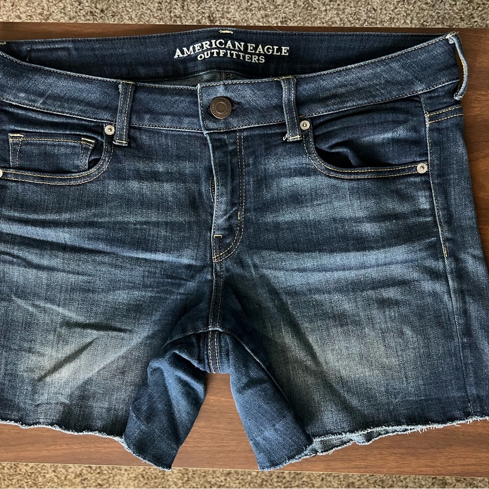 American Eagle Outfitters Super Stretch Jean Shorts Size 14